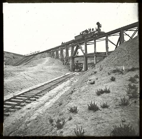 Trestle Across Great Z, with Engine