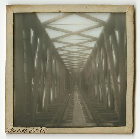 Loup Fork Bridge, Interior